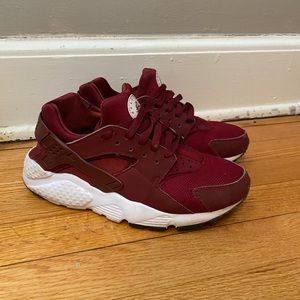 Women’s Nike Huarache shoes